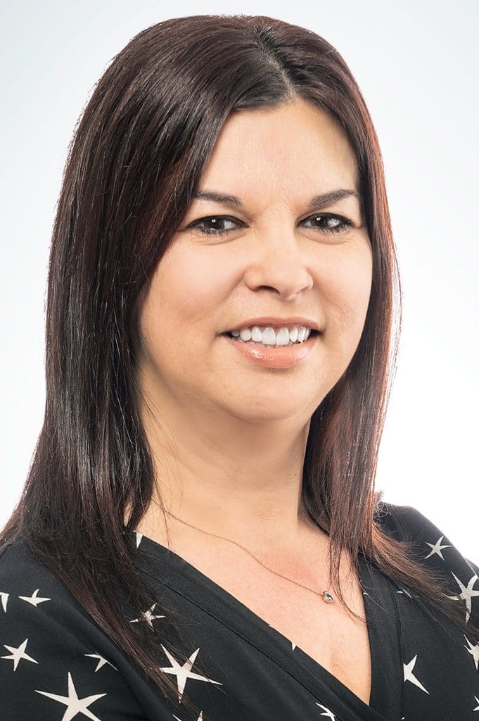 Cathy Bouchard Adjointe juridique 681x1024 - Cathy Bouchard