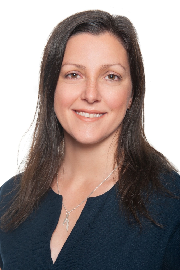 Laureanne Tardif Pose rapprochee Internet 681x1024 - Lauréanne Tardif